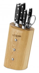 Ejemplo del taco de madera de fresno para 5 cuchillos y unas tijeras en la mesa - 3 Claveles 1638 - Cuchillalia.com