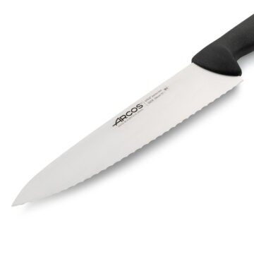 Hoja del cuchillo cocinero dentado de 25 cm con mango negro Arcos 292215 – Cuchillalia.com